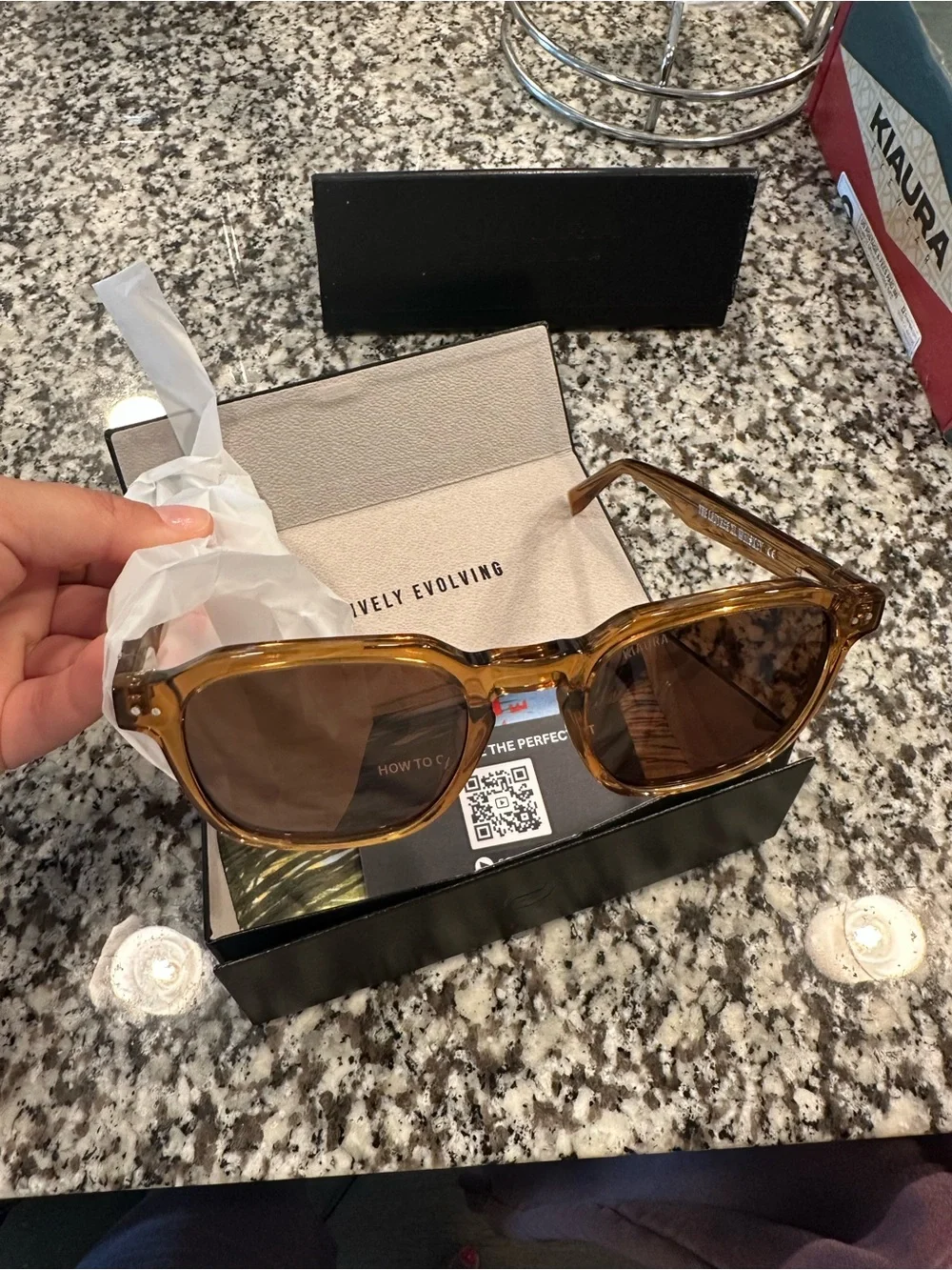 Kiara Black and whiskey sunglasses